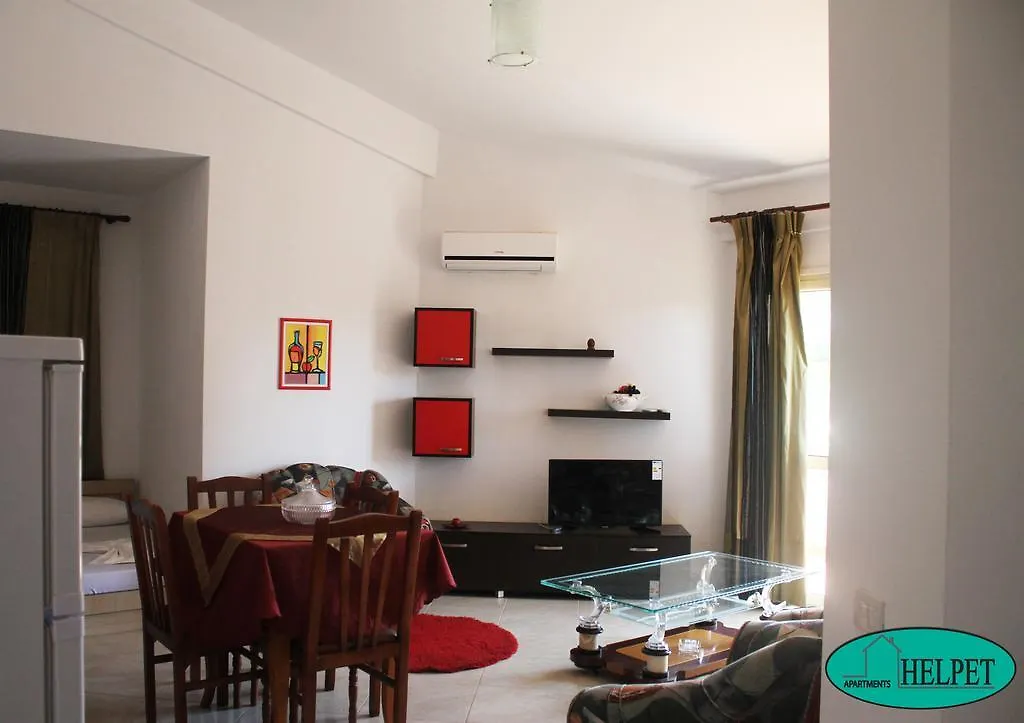 Helpet Residence Radhime 2*,  Albania